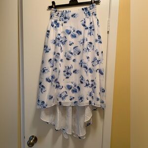 Club Monaco Handkerchief Skirt 🔴